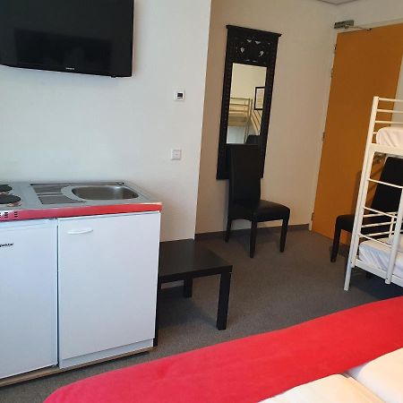 Hotel Restaurant Lakeside Uithoorn Ngoại thất bức ảnh