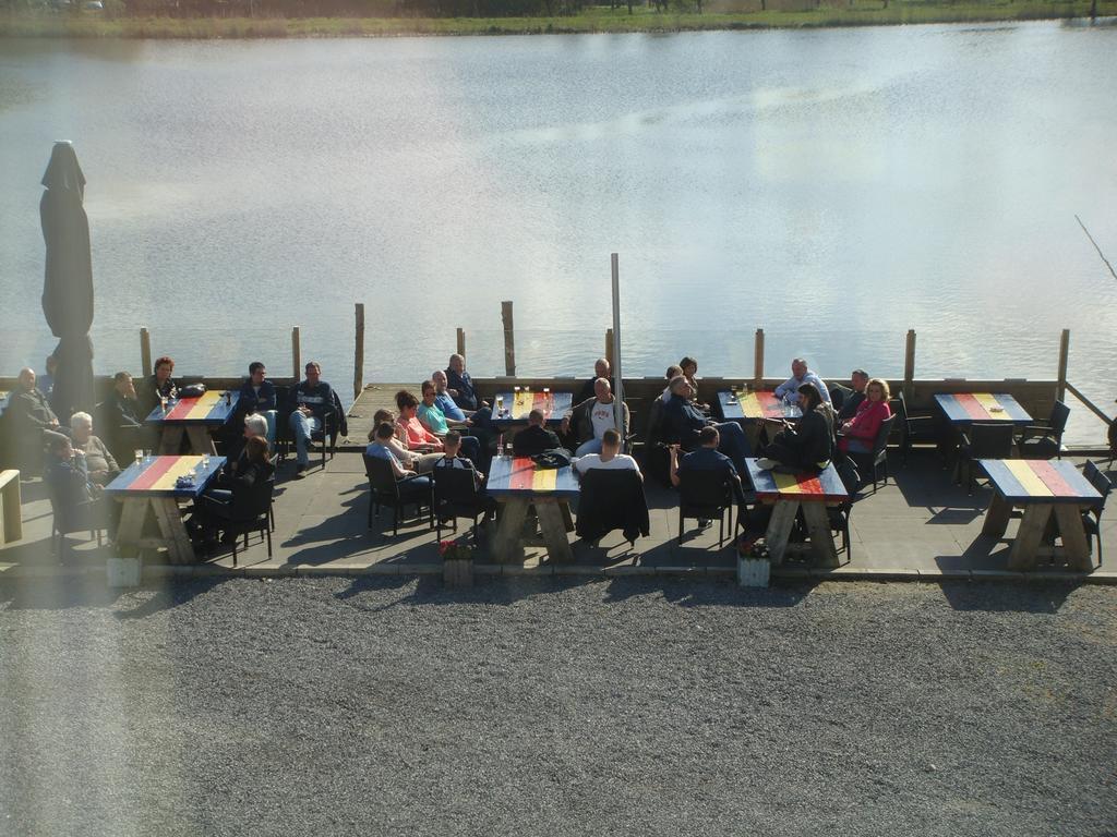 Hotel Restaurant Lakeside Uithoorn Ngoại thất bức ảnh